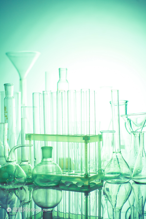 信息技术驱动化学医学实验室玻璃创新研究